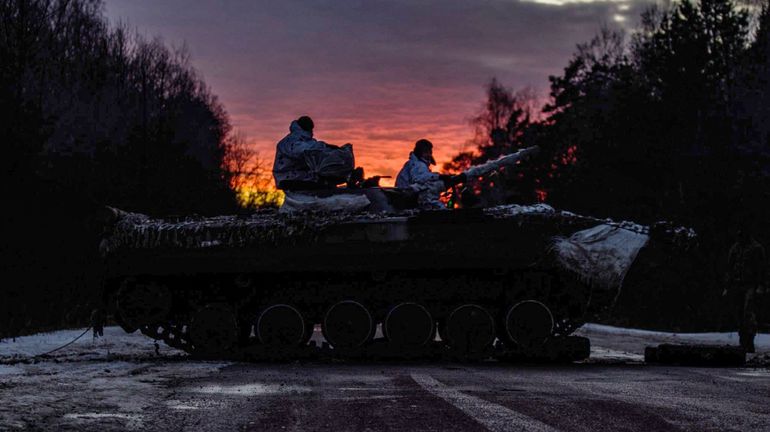 5e jour de guerre en Ukraine : pourparlers en suspens, les combats se poursuivent autour de Kiev
