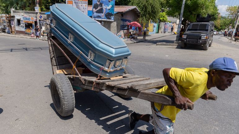 Violences liées aux gangs en Haïti : le futur conseil présidentiel en Haïti s'engage à restaurer l'ordre public et démocratique