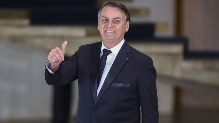 L'ancien président brésilien Jair Bolsonaro hospitalisé sera transféré à Brasilia