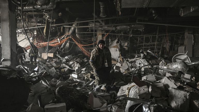 Guerre en Ukraine : Eurojust va coordonner le recueil de preuves d'éventuels crimes de guerre