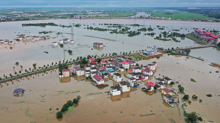 Chine : plus de 240.000 personnes évacuées en raison de pluies torrentielles