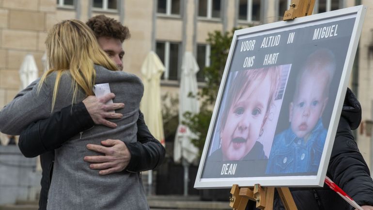 Un dernier hommage a été rendu à Dean, enfant de 4 ans assassiné, au coeur de Bruxelles