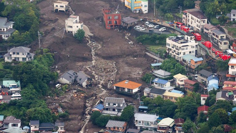 Japon : le bilan mortel des coulées de boue à Atami grimpe à 18