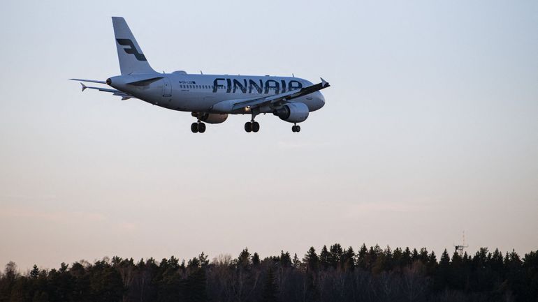 Coronavirus en Finlande : la compagnie aérienne Finnair annule des vols, face à la multiplication des arrêts maladie