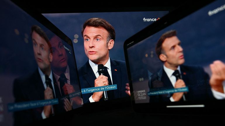 Surveillante d'école poignardée dans la Haute-Marne, en France : Emmnauel Macron veut interdire les réseaux sociaux aux moins de 15 ans