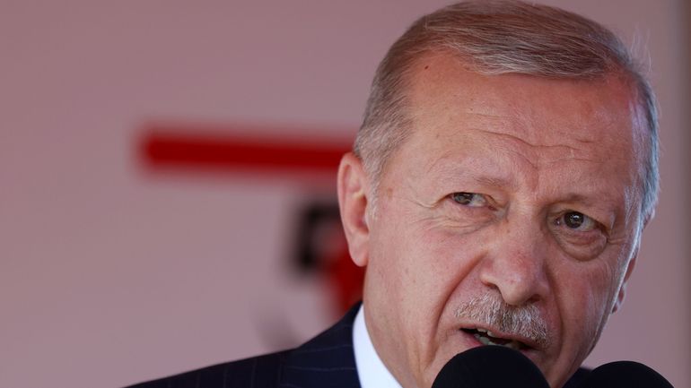 Le président turc Recep Tayyip Erdogan dénonce le 