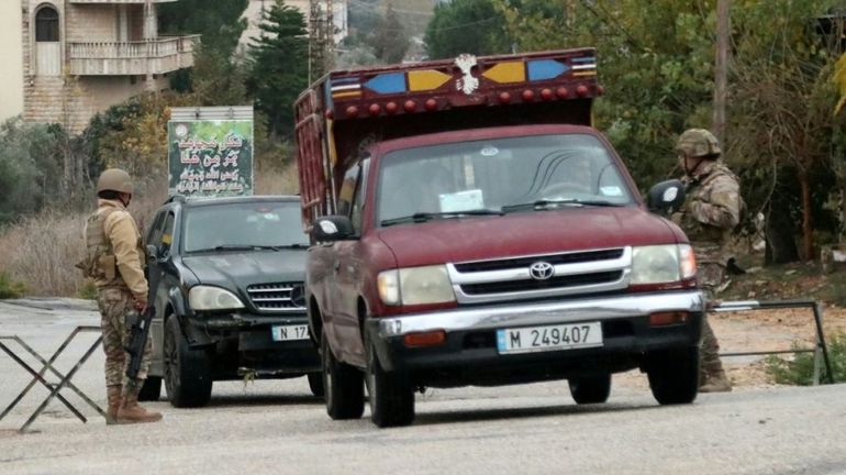 Accord de cessez-le-feu entre Israël et le Hezbollah : l'armée libanaise déploie troupes et blindés dans le sud