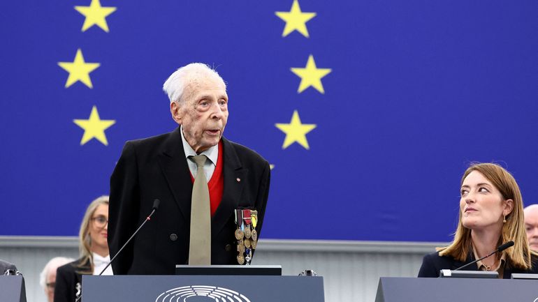 Le Parlement européen célèbre les 80 ans de la fin de la Seconde Guerre mondiale avec un vétéran belge de 102 ans
