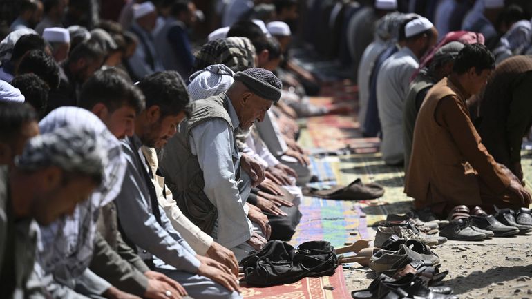 Afghanistan : environ 10 morts dans une explosion dans une mosquée sunnite de Kaboul
