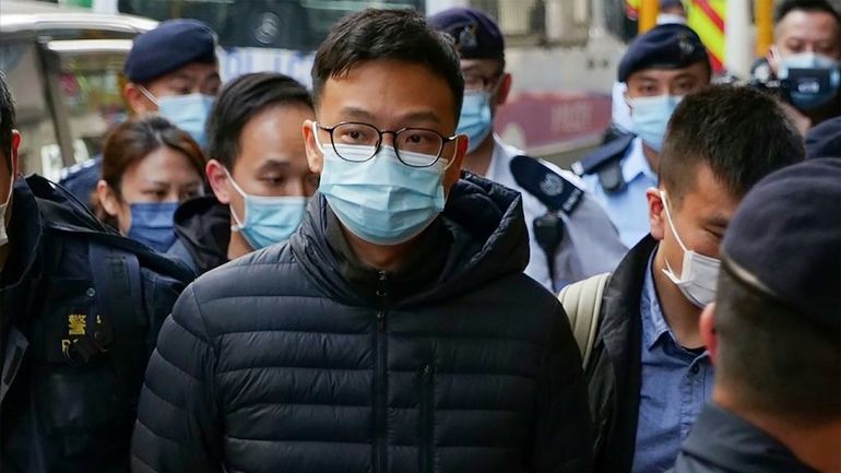 Hong Kong: un média local perquisitionné, 6 personnes arrêtées pour 