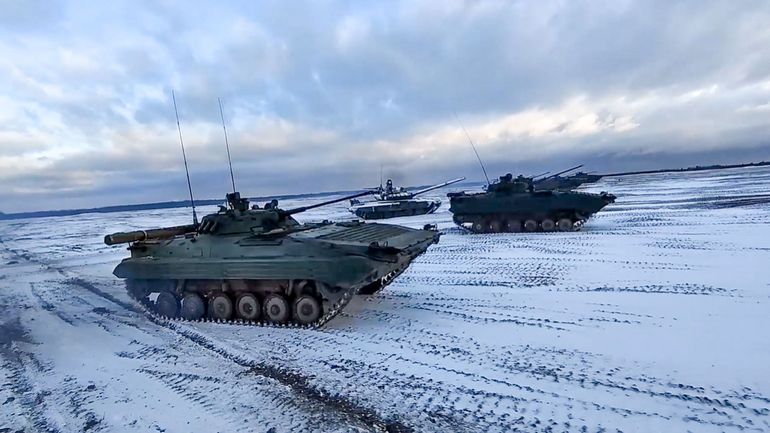 Ukraine : la Russie aurait les forces suffisantes pour une invasion à grande échelle d'ici la mi-février, estime Washington