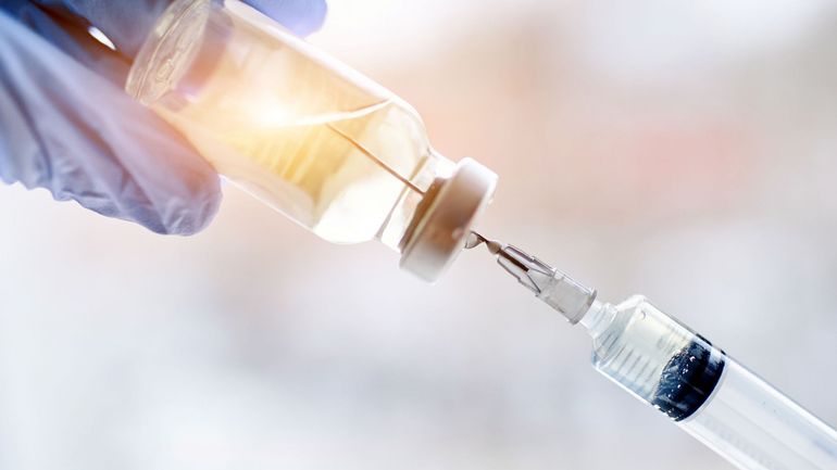 Coronavirus en Belgique : pas de recommandation d'une vaccination obligatoire des soignants pour le moment
