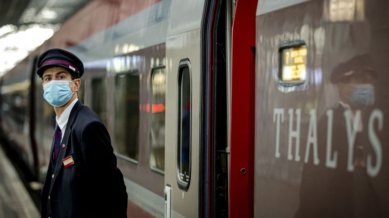 Une cinquantaine de voyageurs passent la nuit dans un Thalys à Paris