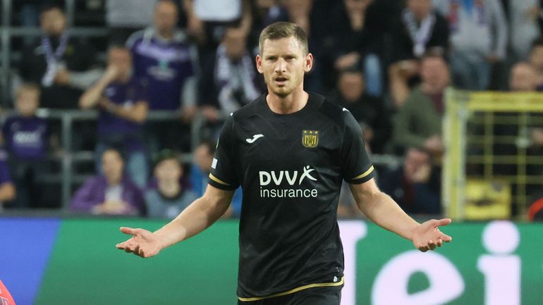 Antwerp - Anderlecht : "Jan Vertonghen aurait-il joué si la Coupe du monde ne débutait pas dans deux semaines ?"