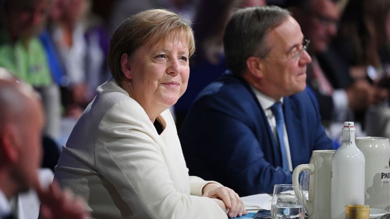 Angela Merkel appelle à voter Armin Laschet lors du dernier rassemblement de la CDU/CSU avant les législatives de dimanche
