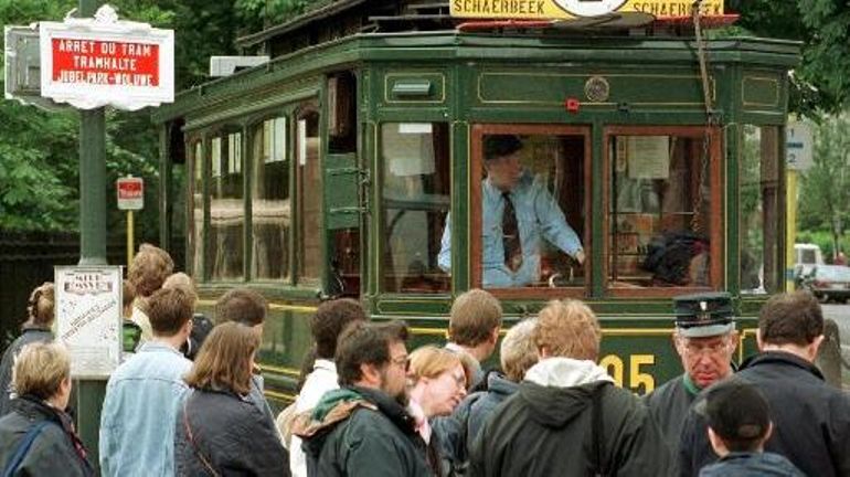 Des véhicules historiques dans les rues de la capitale pour les 40 ans du Musée du Tram