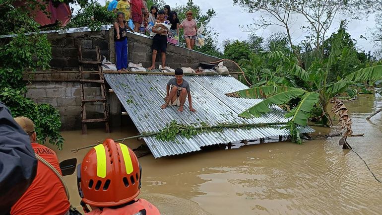 Intempéries : la tempête tropicale Trami fait au moins 22 morts aux Philippines