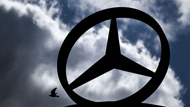 Mercedes rappelle 341.000 voitures dans le monde pour un risque d'incendie