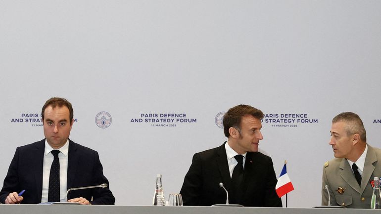 Ukraine : le président français Emmanuel Macron appelle les chefs militaires de 30 pays à planifier des garanties de sécurité