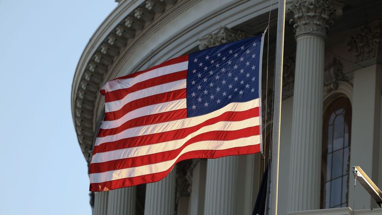 Etats-Unis : les drapeaux seront bien hissés au Congrès pour l'investiture de Donald Trump