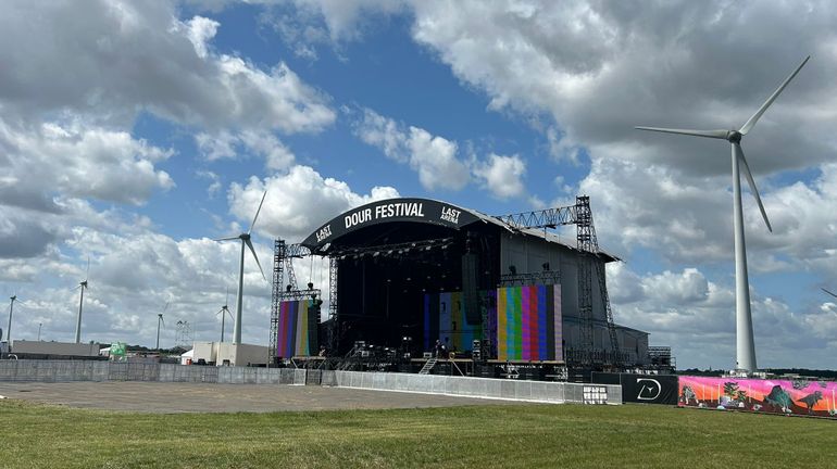 Incendie à Tomorrowland : comment les festivals gèrent-ils le risque d'embrasement ? Exemple en ce moment à Dour
