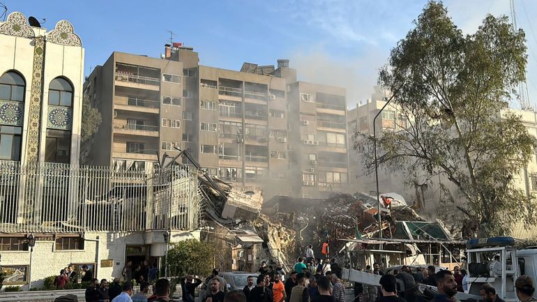 Guerre Israël-Gaza : huit morts dans des frappes israéliennes près de l'ambassade d'Iran à Damas