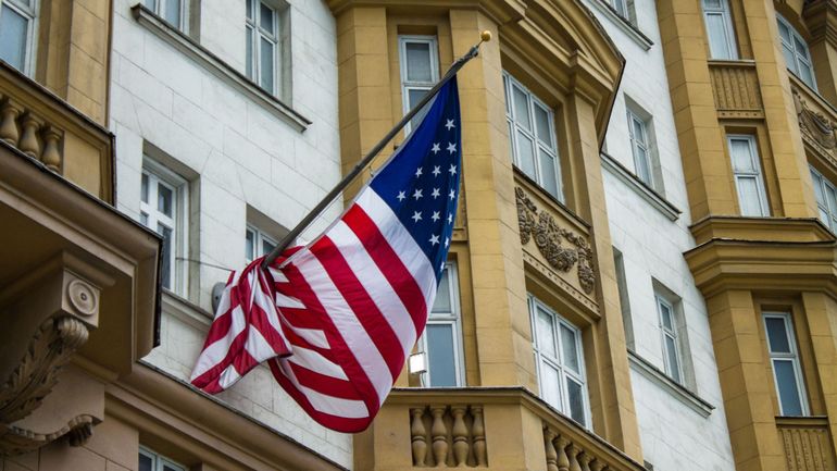 Guerre en Ukraine : l'ambassade américaine en Russie demande à ses ressortissants de quitter le pays