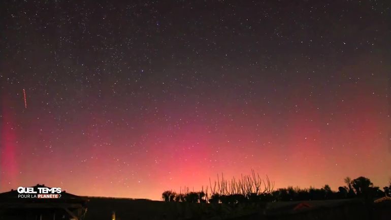 Nuances de vert, de rose et de violet : des aurores boréales illuminent le ciel du Royaume-Uni