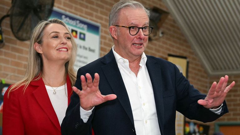 Le gouvernement australien de centre gauche remporte les élections législatives, selon les médias australiens