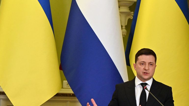 Le président ukrainien Zelensky convoque le Conseil de sécurité nationale, l'ONU appelle à s'abstenir de 