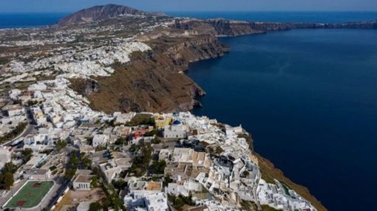 Tourisme : la Grèce veut diminuer le nombre de bateaux de croisière qui font escale dans ses îles