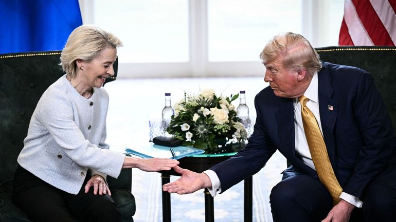 Donald Trump annonce des droits de douane à 15 % sur les produits européens, un 