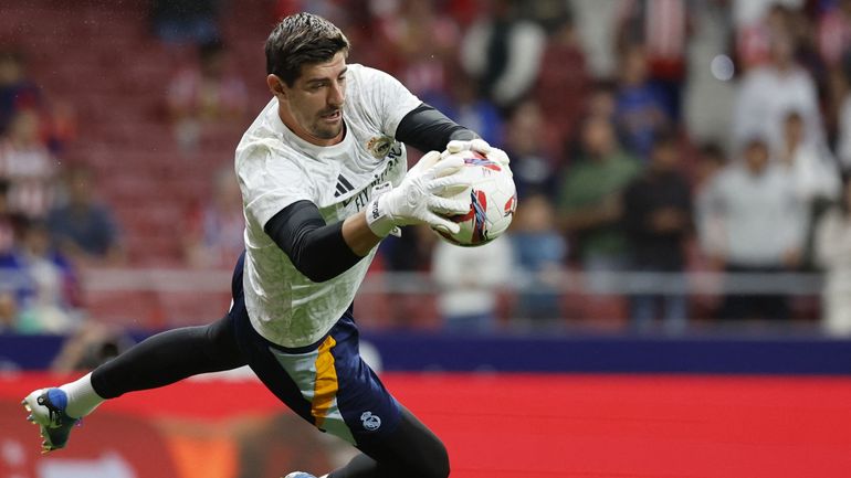 Un retour salvateur Thibaut Courtois fait sa réapparition à lentraînement du Real Madrid