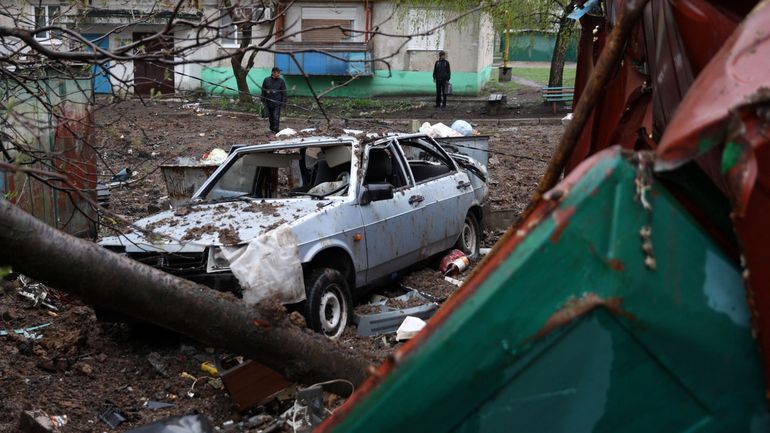 Guerre en Ukraine : jusqu'à 60 morts après une frappe aérienne sur une école à Louhansk, selon le gouverneur