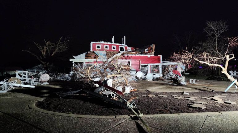 Au moins 20 morts après le passage de tornades aux Etats-Unis : 