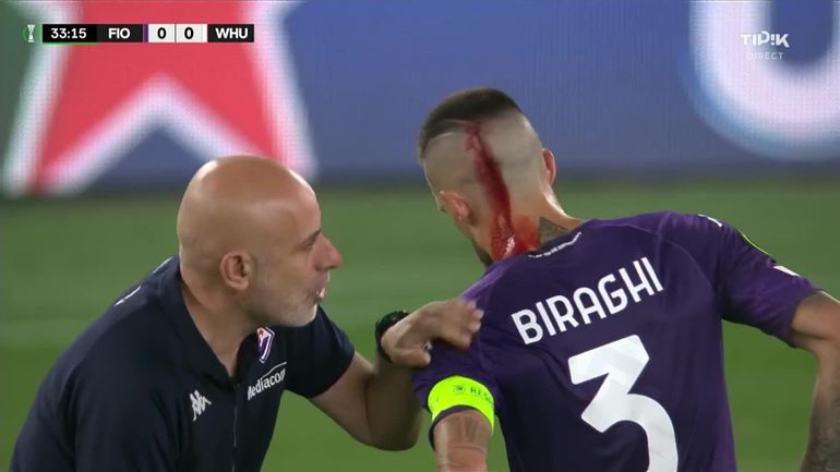 Conférence League : Cristiano Biraghi la tête en sang après avoir reçu un gobelet sur le crâne