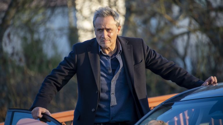 Jean-Michel Tinivelli en flic et nouveau papa dans "Simon Coleman"