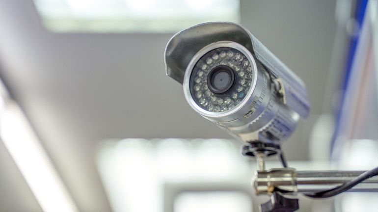 L'Australie va retirer des caméras de surveillance chinoises des bureaux de politiques