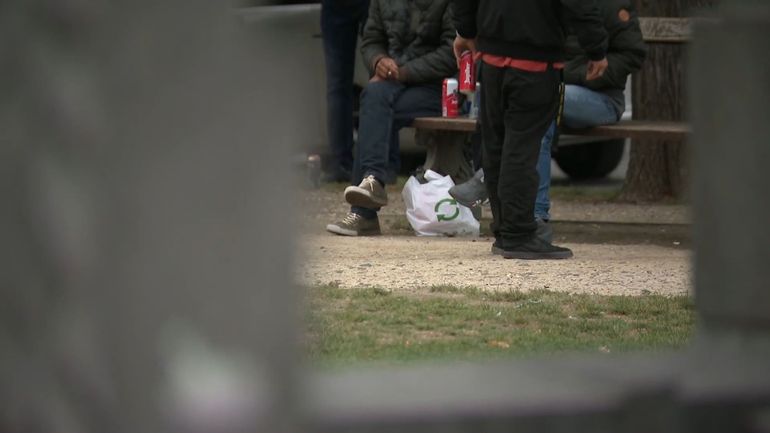 Interdiction de consommer de l’alcool dans le centre de Bruxelles : plus de 400 p.-v en moins d’un an