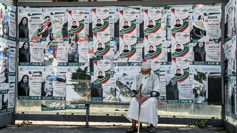 Algérie : coup de filet sur des personnalités contestataires à la veille des élections législatives