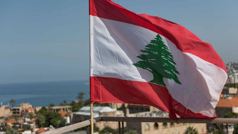 Guerre au Proche-Orient : l'armée israélienne dynamite des maisons dans un village frontalier au Liban