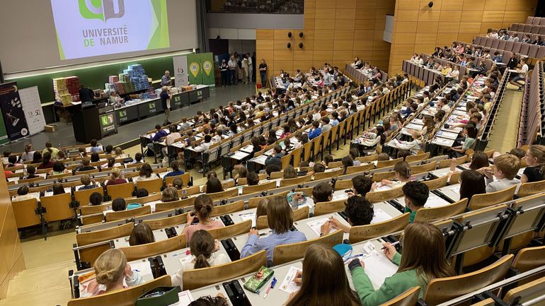 Namur : la dictée du Balfroid et l'influence du numérique sur l'orthographe