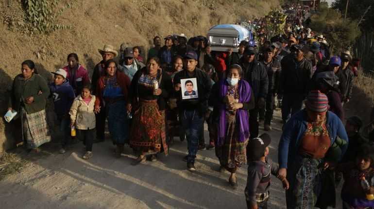 Mexique : 11 policiers coupables du meurtre de 17 migrants à la frontière avec les USA