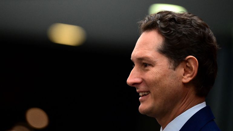 John Elkann, l'héritier discret de la dynastie Agnelli, succède temporairement à Carlos Tavares à la tête de Stellantis