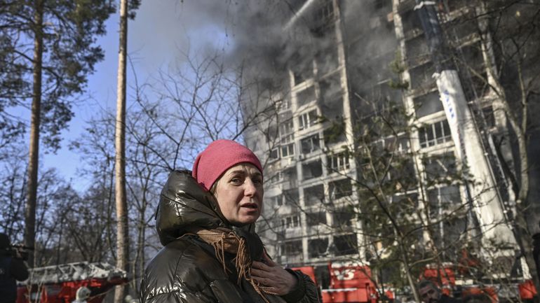 Guerre en Ukraine : plusieurs fortes explosions et des colonnes de fumée à Kiev