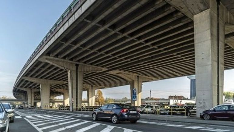 Flandre: selon un rapport, il faut trouver 11 milliards d'euros pour rénover les ponts, les routes et les digues