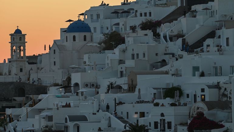 Grèce : des vents violents interrompent de nombreuses liaisons de ferry en mer Egée et tuent deux touristes