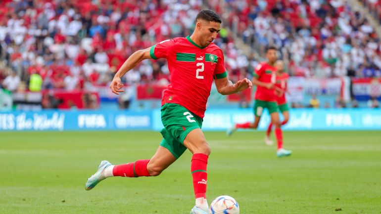Les Marocains Noussair Mazraoui et Achraf Hakimi incertains contre la Belgique
