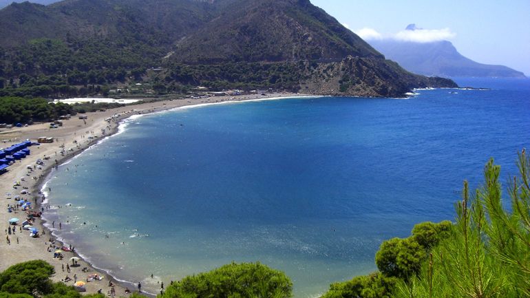 Algérie : près de 200 baigneurs intoxiqués après une pollution suspectée