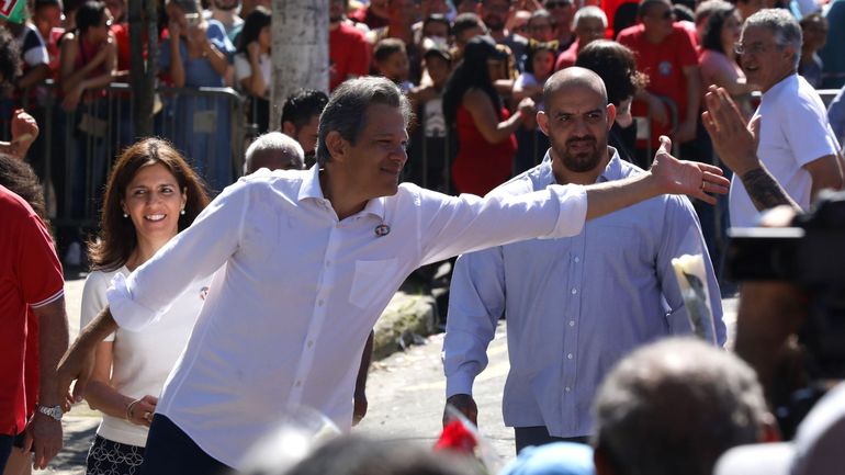 Brésil : Lula nomme Fernando Haddad, un de ses proches, ministre des Finances